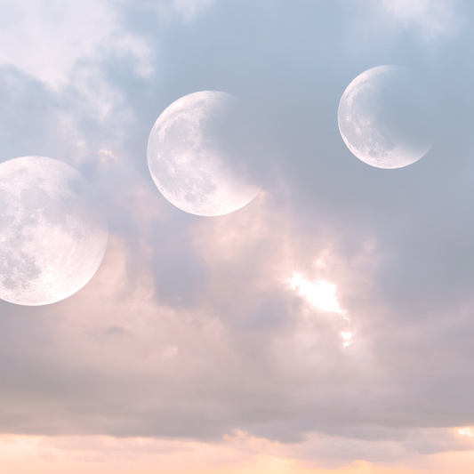 🌕 Lunar Magic 100 Series w/Katriel    Mondays | 6:30–8:30 PM | Dec. 8 – Dec. 22