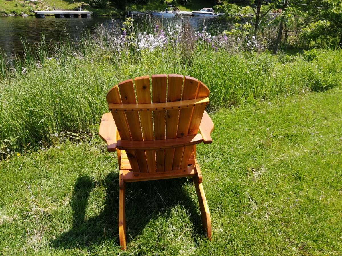 Wooden Folding Upright Adirondack Chair (Large) - R3 Miracles